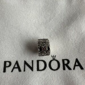 Disney x PANDORA Mickey & Minnie Cz Clip Charm